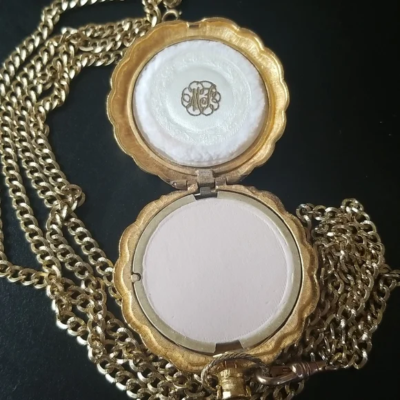 Vintage Max Factor English Garden Women's Powder Compact with Chain - Picture 5 of 6